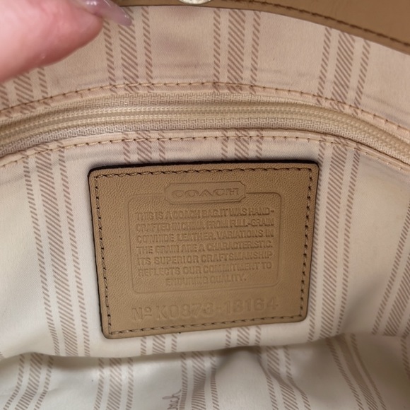 Coach Penelope Cream Ivory Leather Shoulder Hang Bag Style # 13164 - Picture 6 of 7